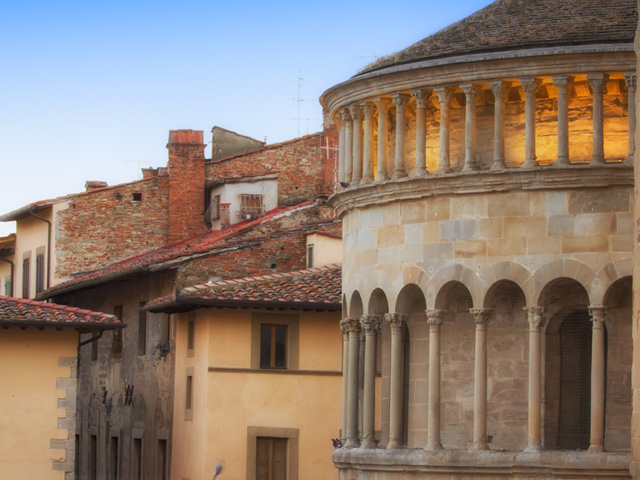 guest-post-sabrina-why-study-art-history-pieve-church-arezzo