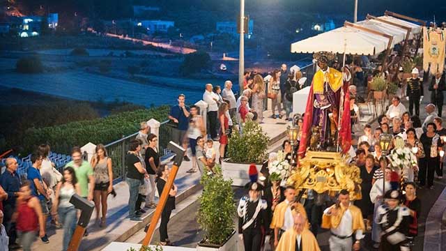 Italian-Festivals-Celebrating-Art-Form-Arezzo-Joust-Giostra