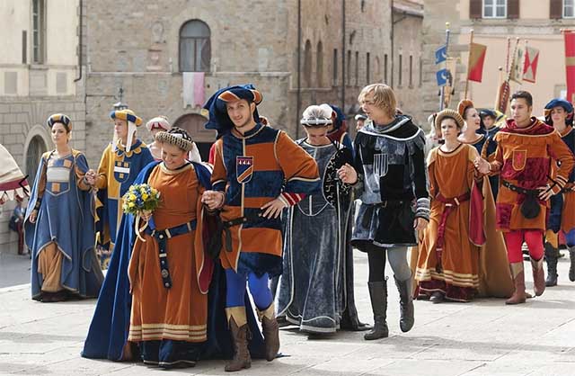 Italian-Festivals-Celebrating-Art-Form-Arezzo-Joust-Giostra