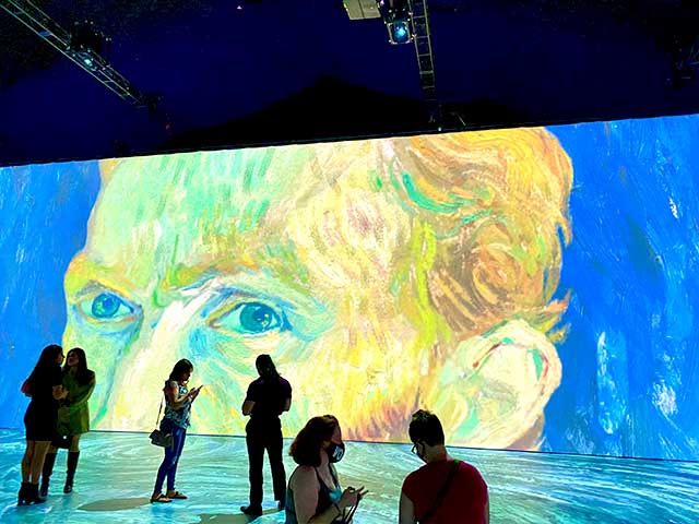 Van Gogh Immersive Experience — Walking rapidly through Art (would Vincent have approved?)